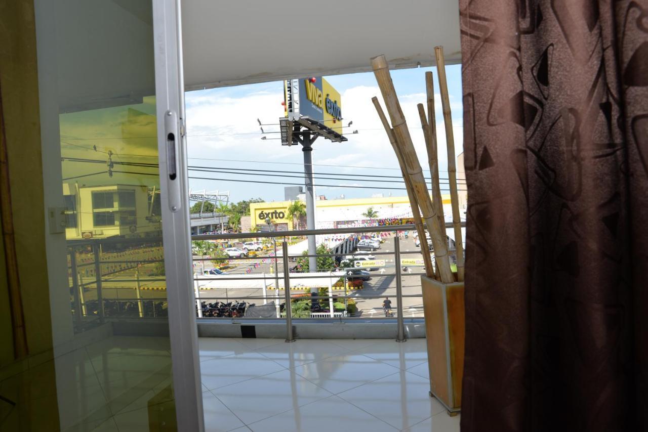 Hotel Canoa Inn Caucasia Kültér fotó