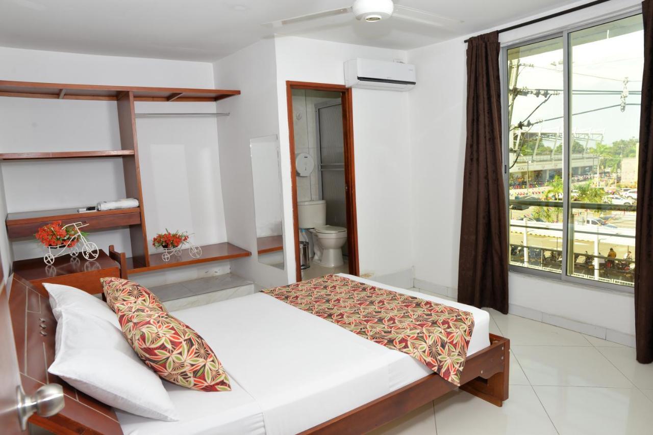Hotel Canoa Inn Caucasia Kültér fotó